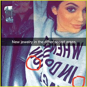 kylie jenner pierced nipples|Kylie Jenners Piercings